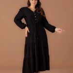 vestido preto plus size