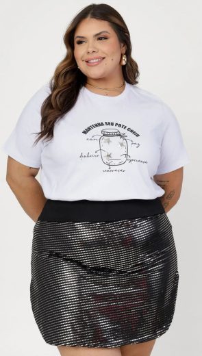T-shirt plus size feminino